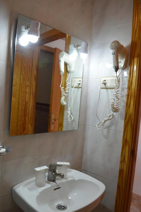Hostal Rural Montual Los Baños Extérieur photo